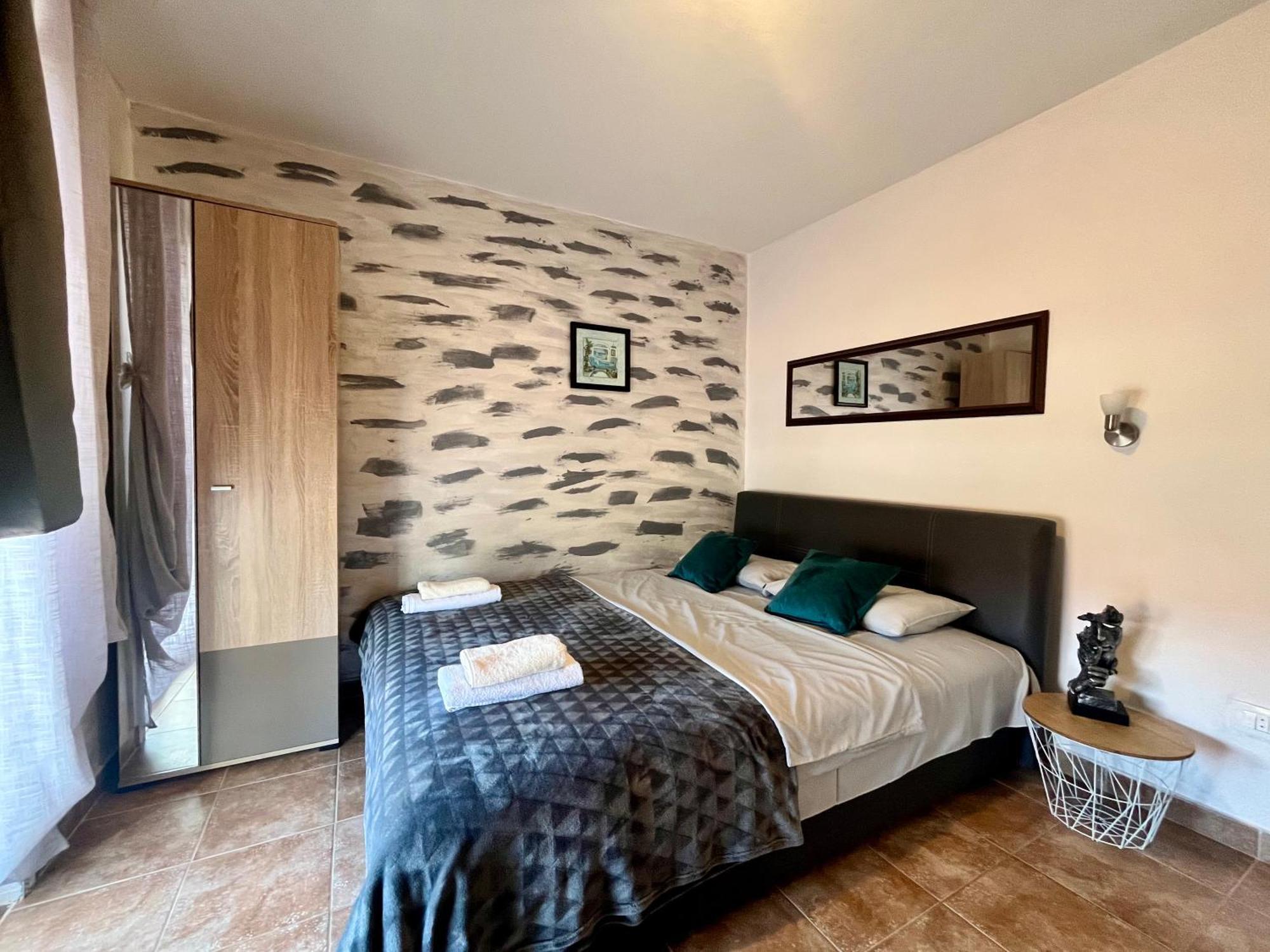 Apartments Obradovic Krasići Extérieur photo